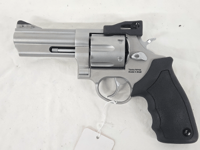 TAURUS 44 Stainless .44 Magnum - Image 1 of 11