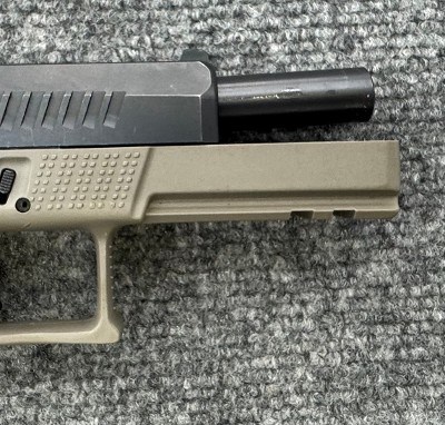 CZ P10-F 9MM LUGER (9x19 PARA) - Image 4 of 8
