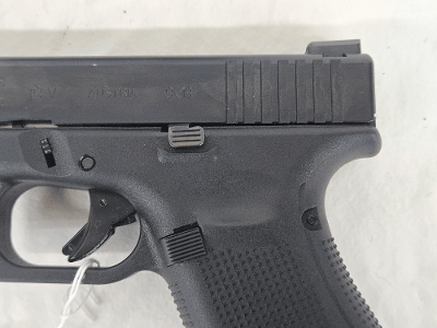 GLOCK G19 V w/Threaded Barrel, TruGlo Sights, 3 Mags 9MM LUGER (9x19 PARA) - Image 6 of 12
