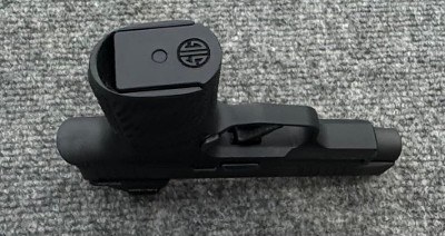 SIG SAUER SIG P365 9MM LUGER (9x19 PARA) - Image 9 of 9