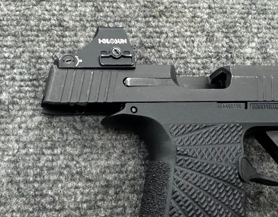 SIG SAUER SIG P365 9MM LUGER (9x19 PARA) - Image 4 of 9