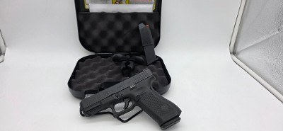 GLOCK G45 9MM LUGER (9x19 PARA) - Image 1 of 8