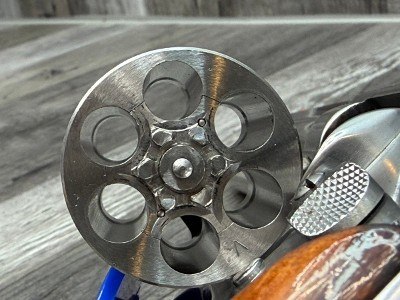 SMITH & WESSON 686-1 .357 MAG - Image 5 of 12