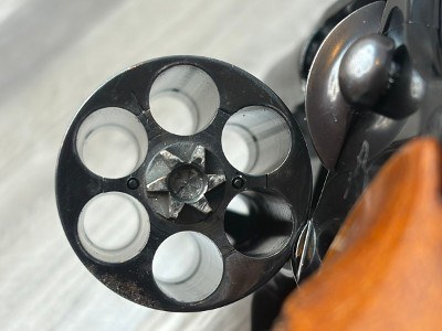 COLT COBRA 38 Smith & Wesson - Image 10 of 12
