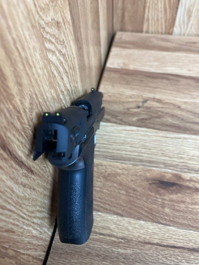 SIG SAUER Mosquito Pistol .22 LR - Image 4 of 4
