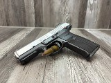 RUGER SR9 9MM LUGER (9x19 PARA) - Image 1 of 8