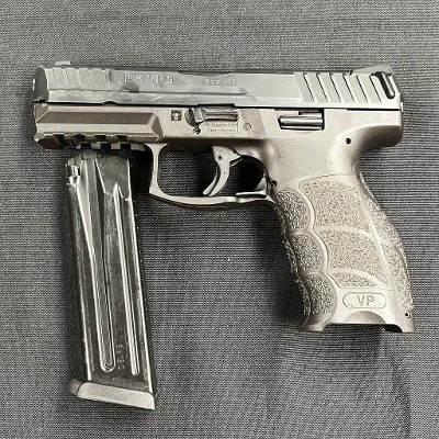 HECKLER & KOCH VP9 9MM LUGER (9x19 PARA) - Image 12 of 12