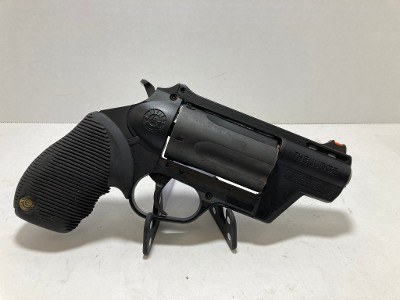 TAURUS JUDGE PUBLIC DEFENDER POLYMER .45 LC/.410 GA - Image 2 of 8
