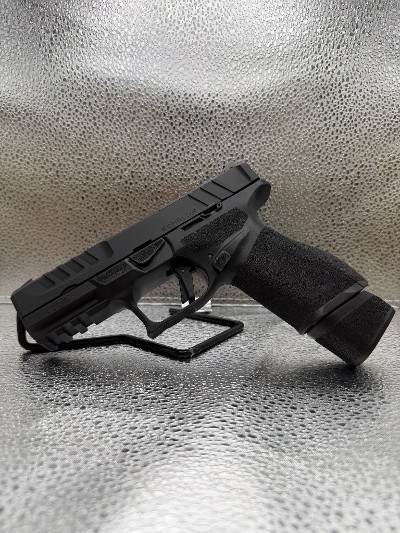 SPRINGFIELD ARMORY ECHELON GEAR UP 25 PACKAGE 9MM LUGER (9x19 PARA) - Image 5 of 10