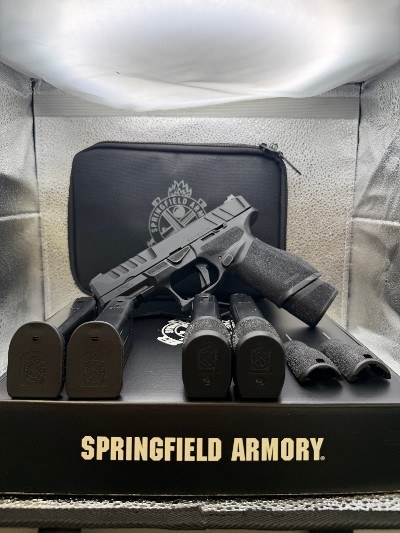 SPRINGFIELD ARMORY ECHELON GEAR UP 25 PACKAGE 9MM LUGER (9x19 PARA) - Image 9 of 10