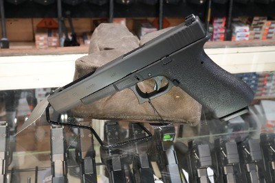 GLOCK G17L CLASSIC 9MM LUGER (9x19 PARA) - Image 1 of 3