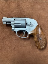 SMITH & WESSON 638-3 .38 SPL +P - Image 1 of 4