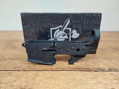 KNIGHT&sbquo;S ARMAMENT COMPANY SR-15 Lower Receiver MULTI - Image 1 of 3