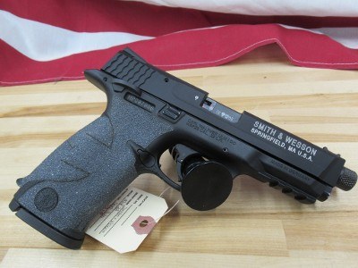 SMITH & WESSON M&P22 12 ROUND THREADED BARREL .22 LR - Image 3 of 6