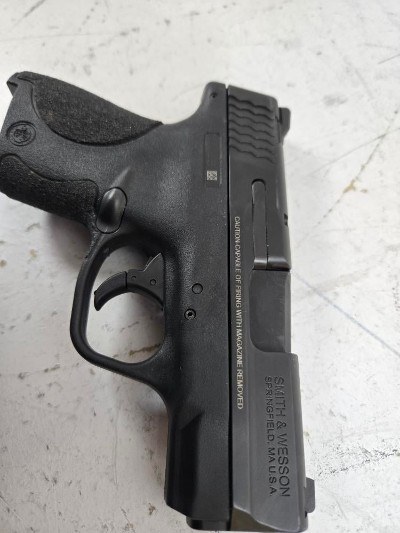 SMITH & WESSON M&P9 SHIELD 9MM LUGER (9x19 PARA) - Image 4 of 7