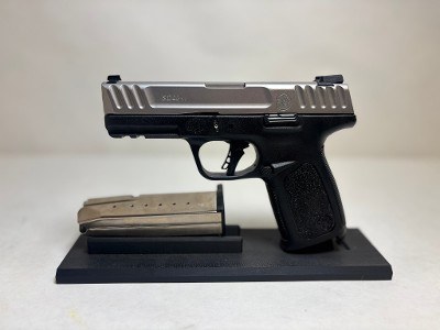SMITH & WESSON SD40 2.0 .40 S&W - Image 3 of 6