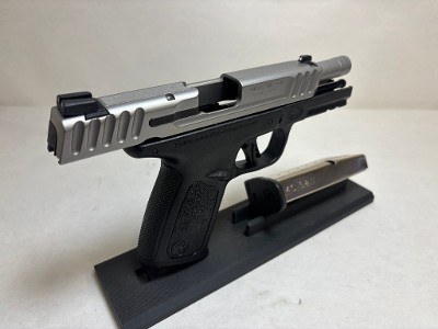 SMITH & WESSON SD40 2.0 .40 S&W - Image 4 of 6