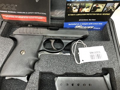 SIG SAUER P232 .380 ACP - Image 4 of 17