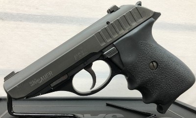 SIG SAUER P232 .380 ACP - Image 5 of 17