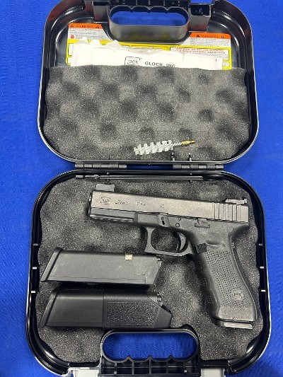 GLOCK G22 GEN 4 .40 S&W - Image 3 of 6