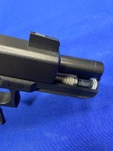 GLOCK G22 GEN 4 .40 S&W - Image 5 of 6