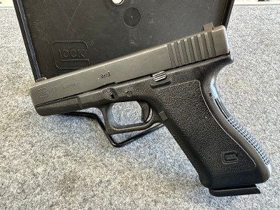 GLOCK 17 Gen 2 9MM LUGER (9x19 PARA) - Image 2 of 10