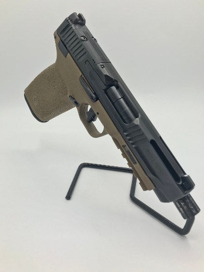 SMITH & WESSON M&P 5.7 5.7X28MM - Image 2 of 11