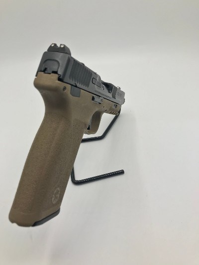 SMITH & WESSON M&P 5.7 5.7X28MM - Image 8 of 11