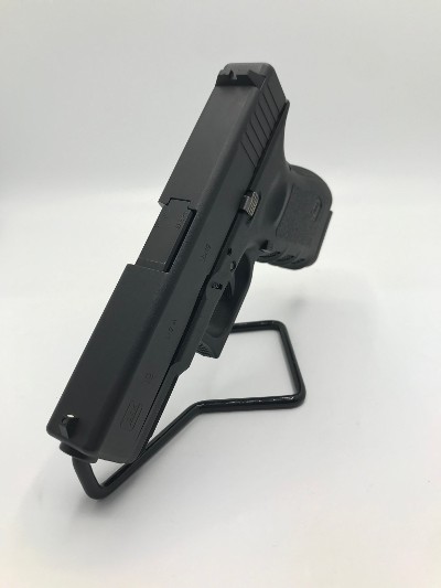 GLOCK 19 9MM LUGER (9x19 PARA) - Image 4 of 12
