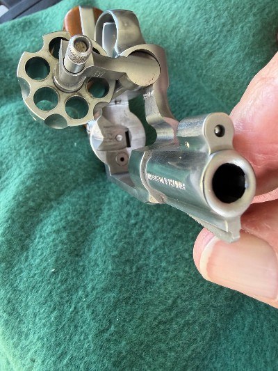 SMITH & WESSON 631 .32 H&R MAG - Image 3 of 6