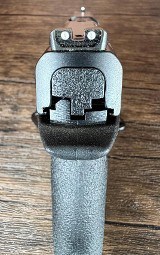 SMITH & WESSON (S&W) M&P45 45 ACP 4" .45 ACP - Image 5 of 8
