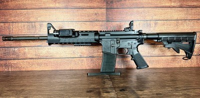 SMITH & WESSON S&W M&P-15 Sport II AR15 with StreamLight TLR-1 Weaponlight 5.56X45MM NATO - Image 1 of 11