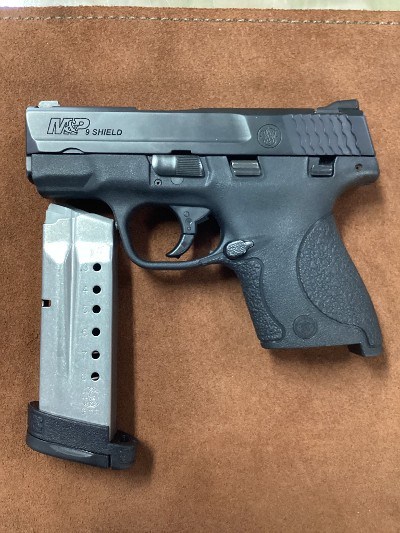 SMITH & WESSON M&P 9 SHIELD 9MM LUGER (9X19 PARA) - Image 1 of 10