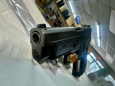 SIG SAUER P226 40 Smith & Wesson - Image 3 of 4
