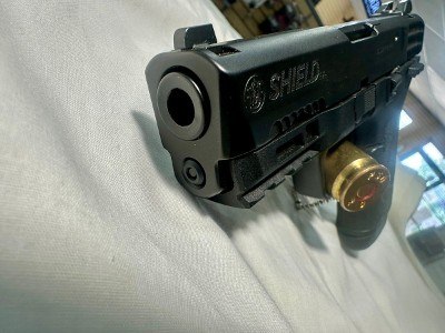 SMITH & WESSON SHIELD EZ 30SC 30 SUPERCARRY - Image 4 of 4
