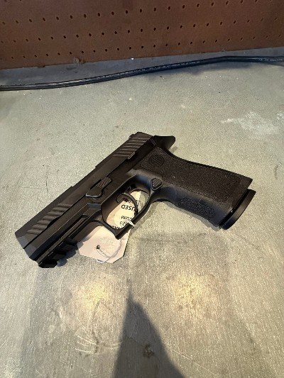 SIG SAUER P320 9MM LUGER (9x19 PARA) - Image 1 of 11
