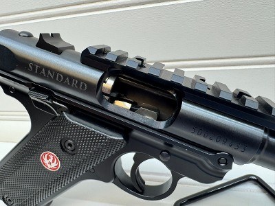 RUGER MARK IV STANDARD .22 LR - Image 11 of 17