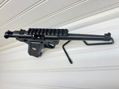 RUGER MARK IV STANDARD .22 LR - Image 13 of 17