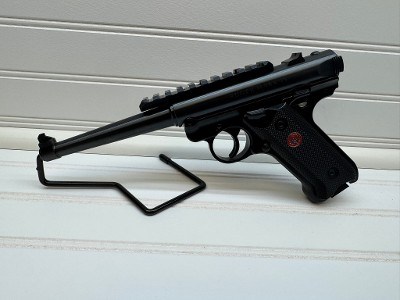 RUGER MARK IV STANDARD .22 LR - Image 1 of 17