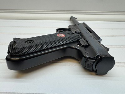RUGER MARK IV STANDARD .22 LR - Image 7 of 17