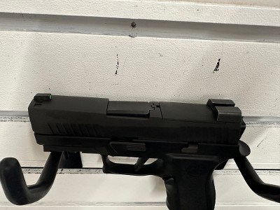 SIG SAUER P320 XCOMPACT 9MM LUGER (9X19 PARA) - Image 4 of 9