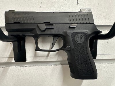 SIG SAUER P320 XCOMPACT 9MM LUGER (9X19 PARA) - Image 3 of 9
