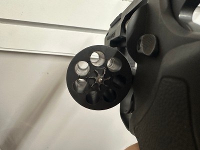 TAURUS TAURUS RAGING HUNTER .357 MAG - Image 5 of 6
