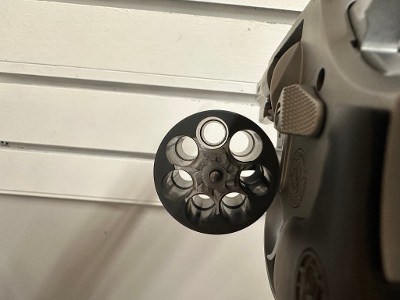 SMITH & WESSON PERFORMANCE CENTER MODEL 986 2.5" BARREL 9MM LUGER (9x19 PARA) - Image 5 of 6