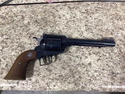 RUGER SUPER BLACKHAWK .44 MAGNUM - Image 1 of 22