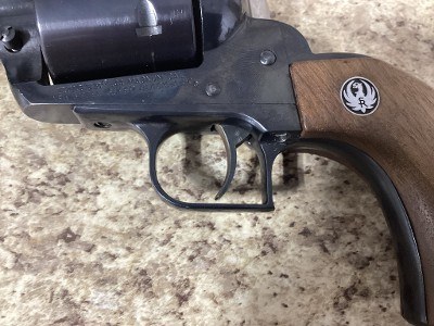 RUGER SUPER BLACKHAWK .44 MAGNUM - Image 10 of 22