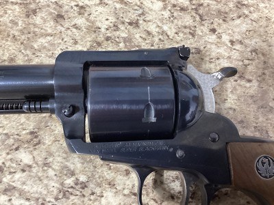RUGER SUPER BLACKHAWK .44 MAGNUM - Image 9 of 22