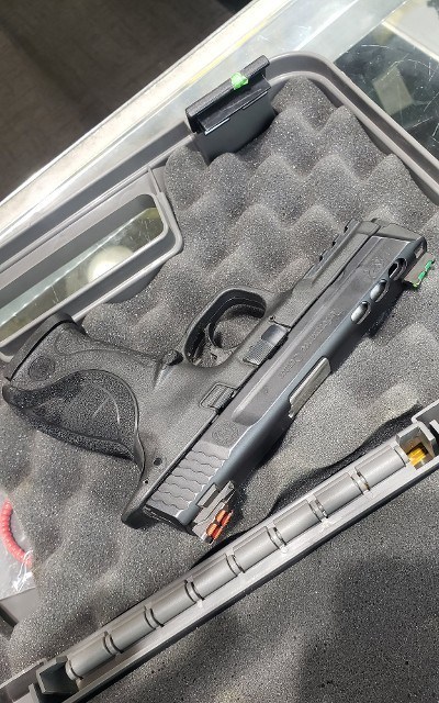 SMITH & WESSON M&P 9 performance9MM LUGER (9x19 PARA) - Image 3 of 4