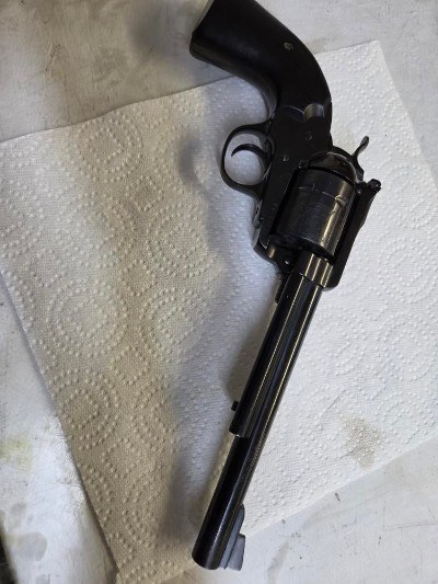 RUGER SUPER BLACKHAWK .44 MAGNUM - Image 2 of 12