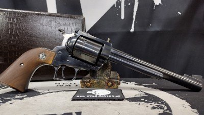 RUGER NEW MODEL SUPER BLACK HAWK .44 MAGNUM - Image 4 of 7